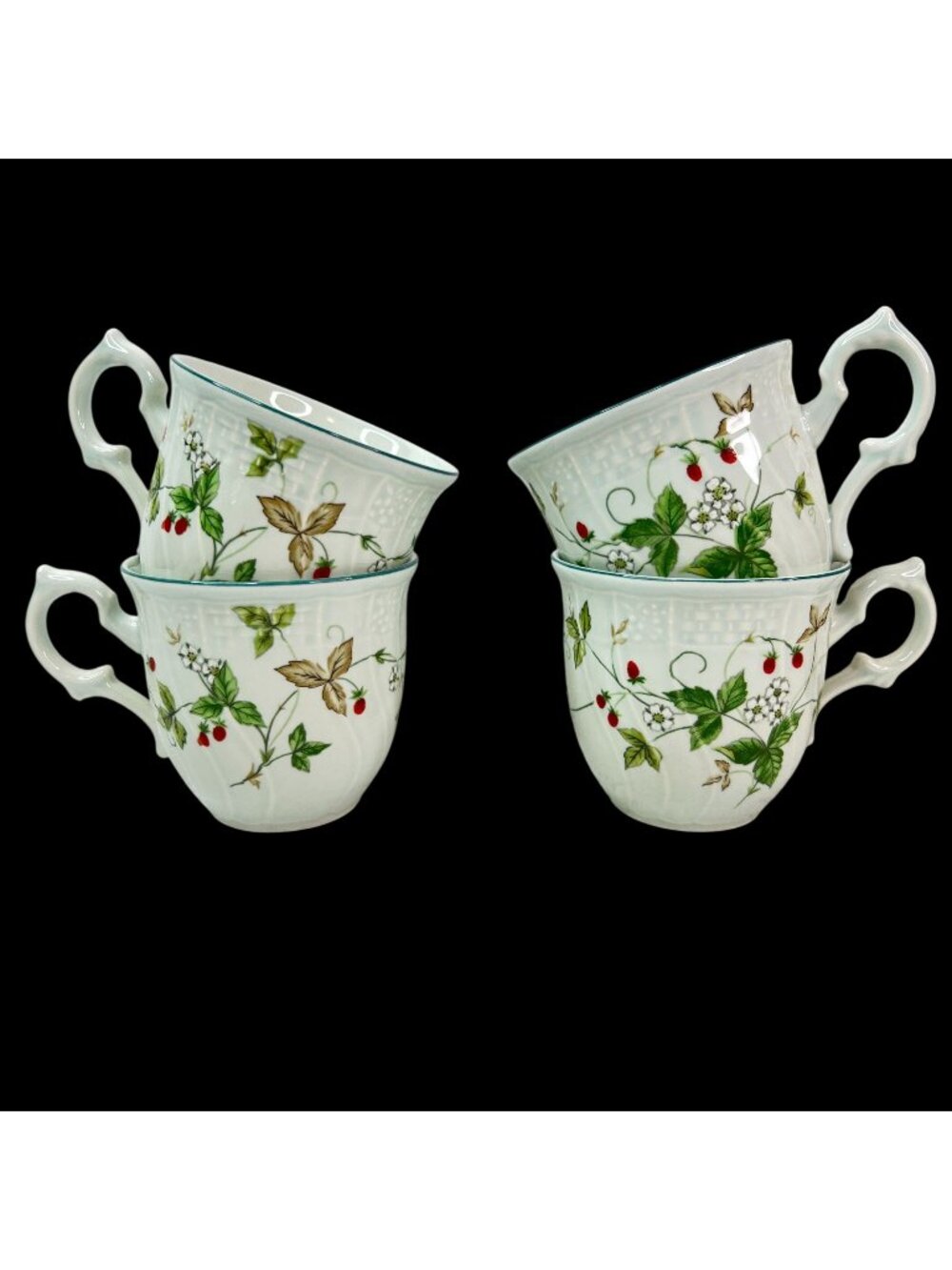 Mikasa Set of 4 Antique Green Strawberry Fair Tea Cups Japan D3403